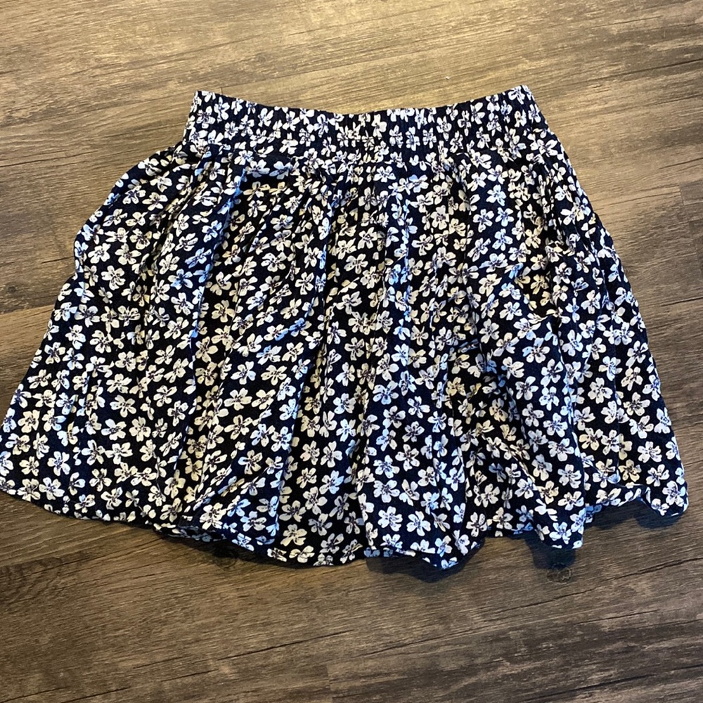 Brandy Melville short skirt, One Size, but similar to XS